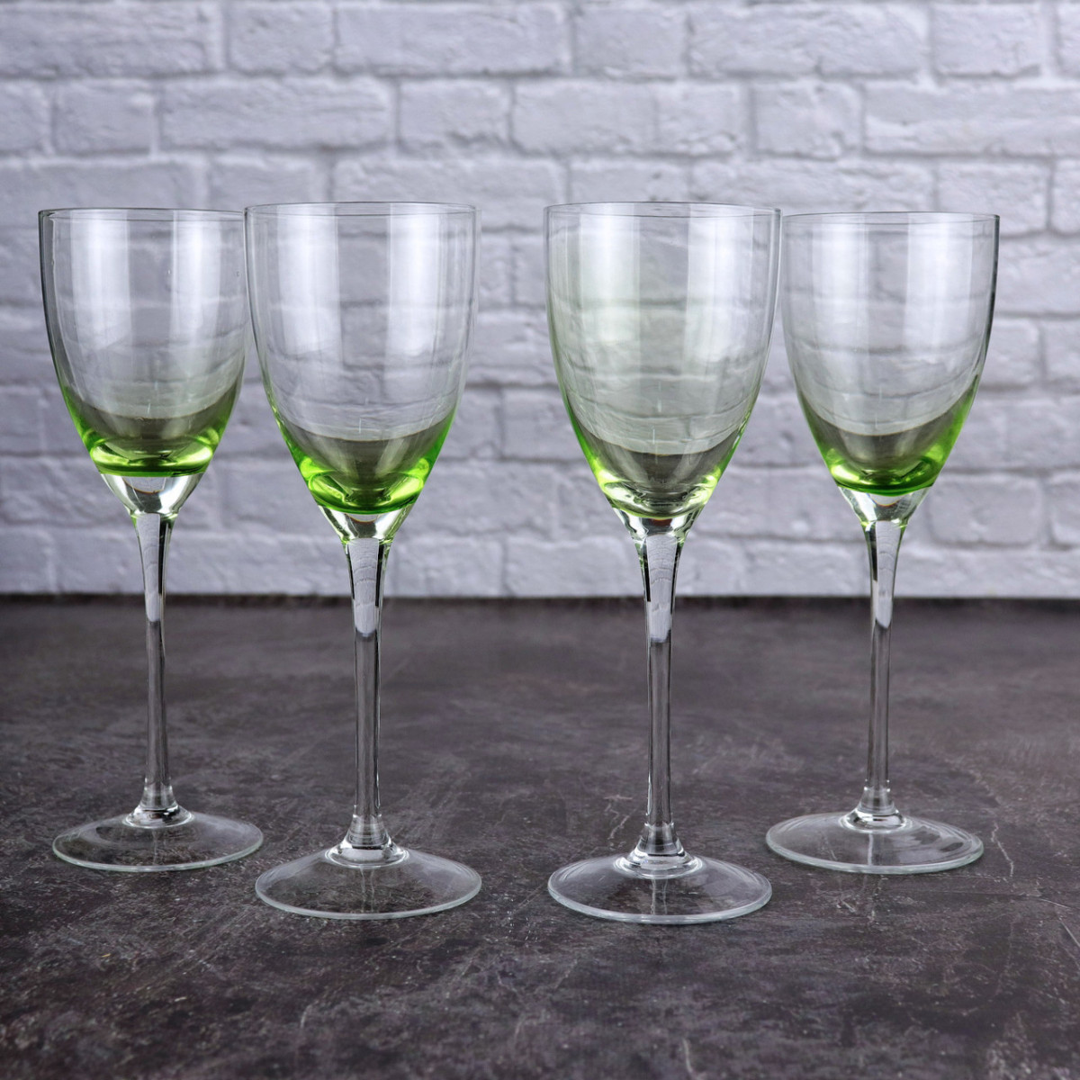 

Набор бокалов для вина 240 мл 4 шт Variation Shades Green Luminarc D4852
