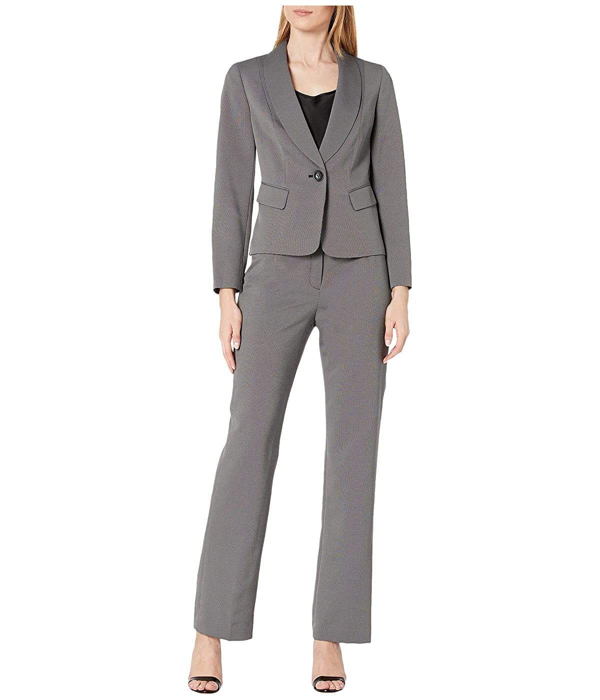 

Костюм Le Suit / Suit Set White/Black 1, 18W 32L