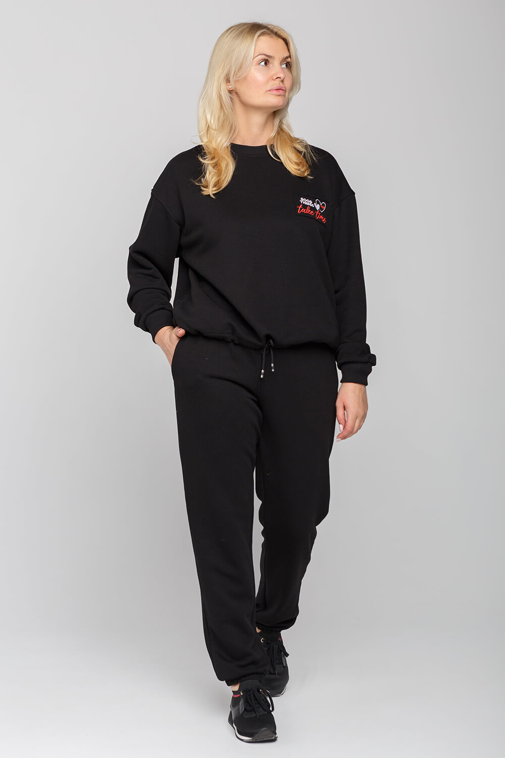 

Спортивный костюм Miorichi Тереза  Черный (01163-black56, Спортивный костюм Miorichi Тереза 56 Черный (01163-black56)