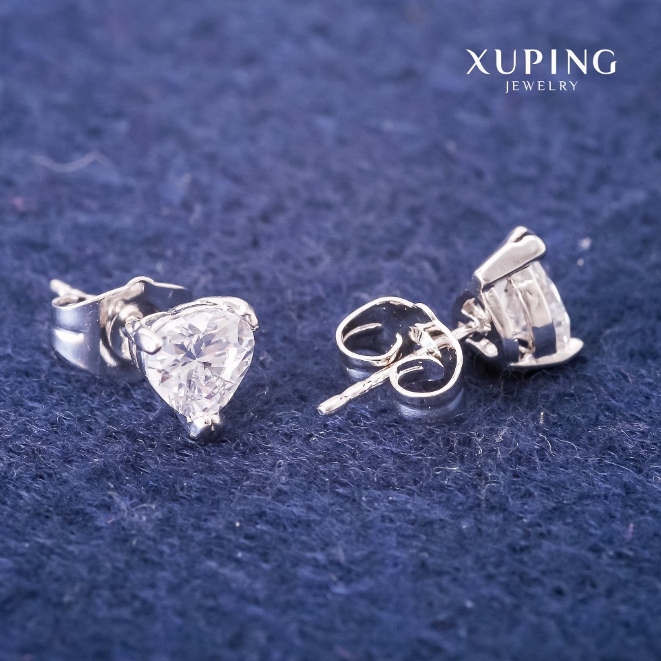 

Серьги Xuping гвоздики Сердца с белыми камнями 7мм Родий, ida36373