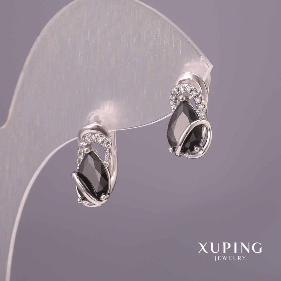 

Серьги Xuping с черными камнями 7х15мм Родий, ida37830