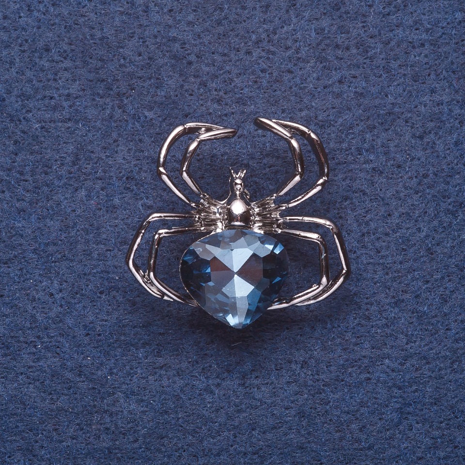 

Брошь "Сапфировый паучок" цвет металла темное серебро 3х3,5см, ida17519