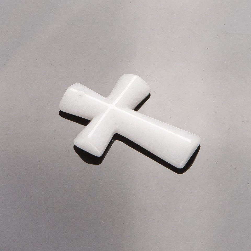 

Кулон Крест каменный Белый кварц 4,5х3см, ida10036