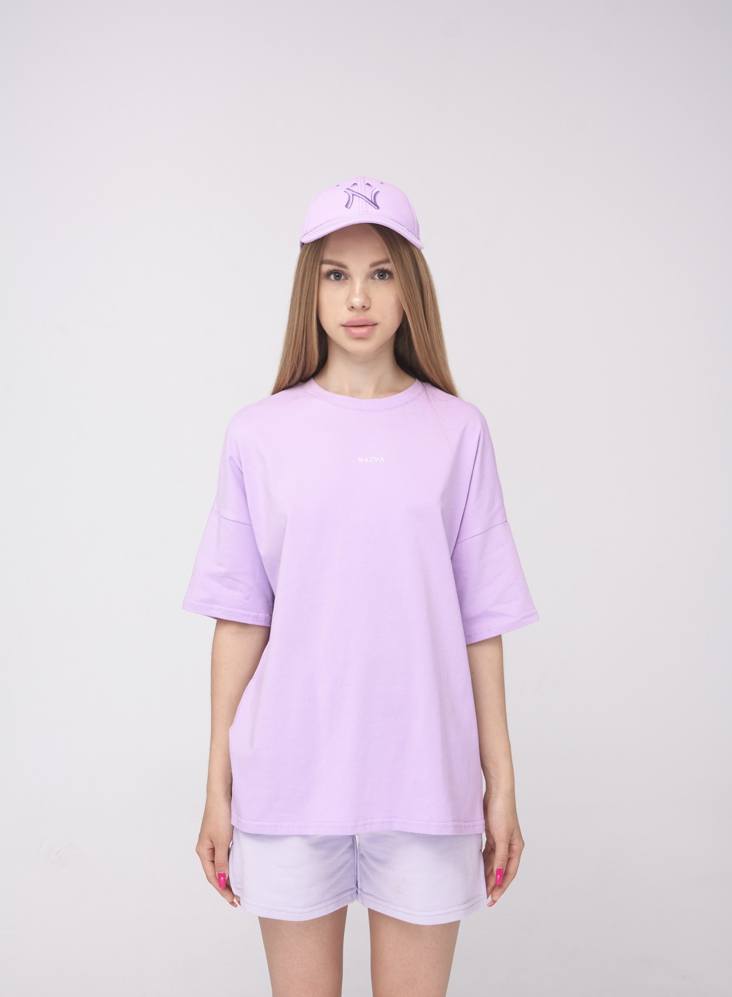 

Футболка фасона oversize NAZVA  лиловая, Футболка фасона oversize NAZVA L лиловая