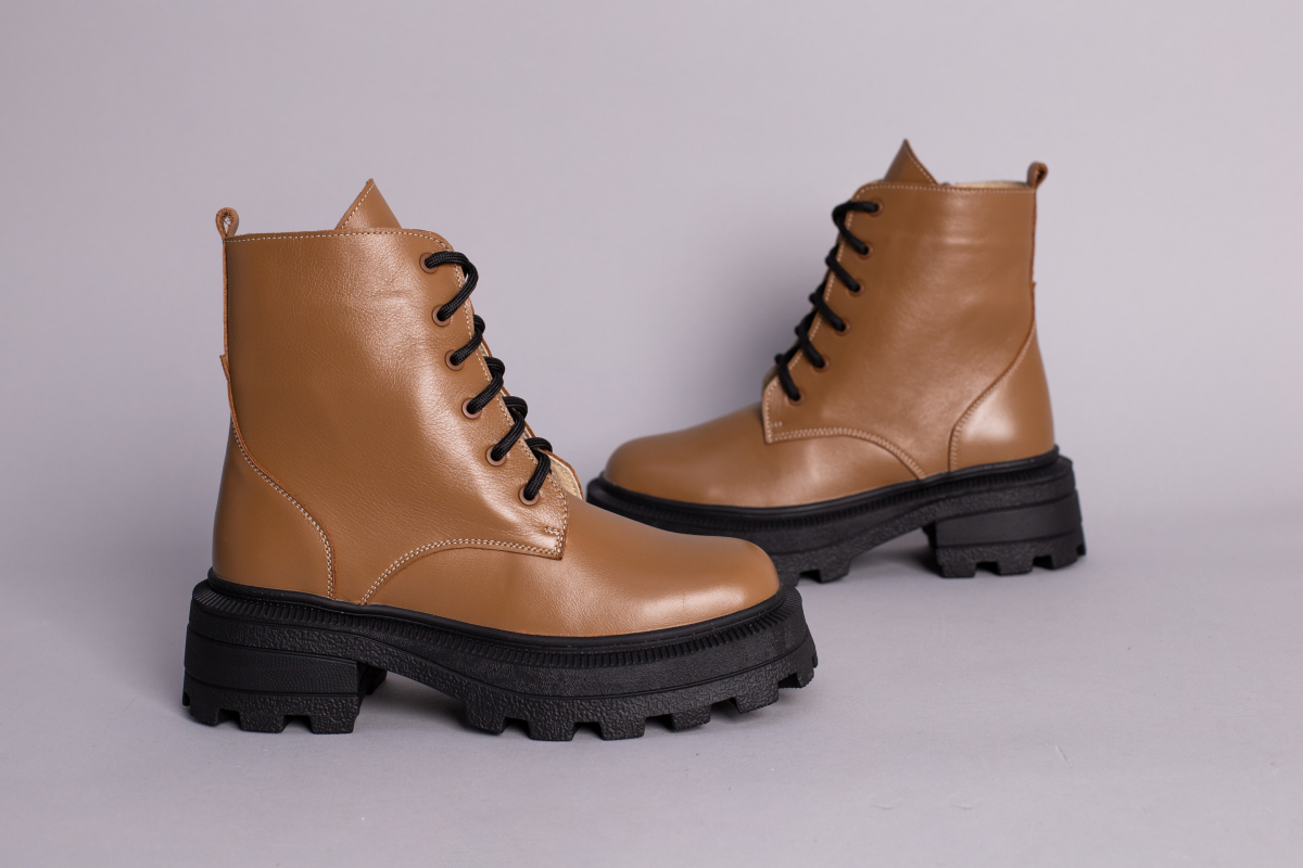 

Черевики жіночі шкіряні демісезонні LuxuryShoes 6760-4д/38 (24 см) Рижий
