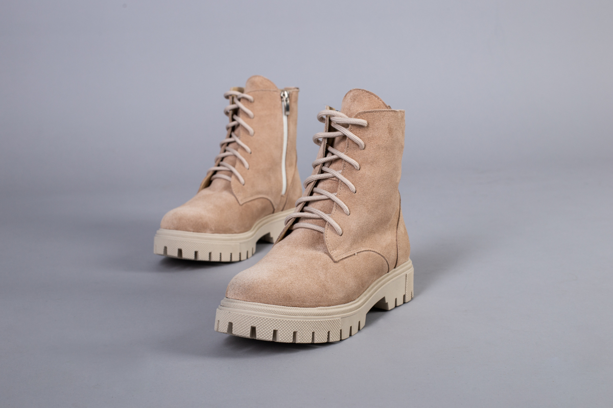 

Черевики жіночі замшеві на шнурках і з блискавкою LuxuryShoes 6701-4д/40 (26 см) Бежевий