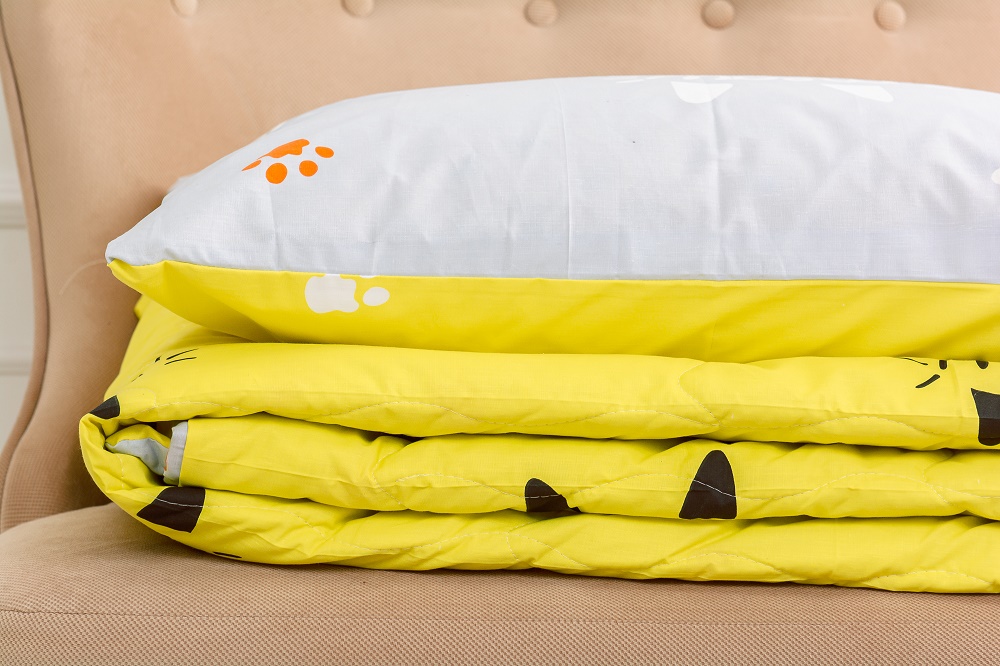 

Набор MirSon №2722 Silk Kapok 19-2508 Cascata (одеяло + 2 наволочки) 155х215 см + 50х70 см италия, шелк