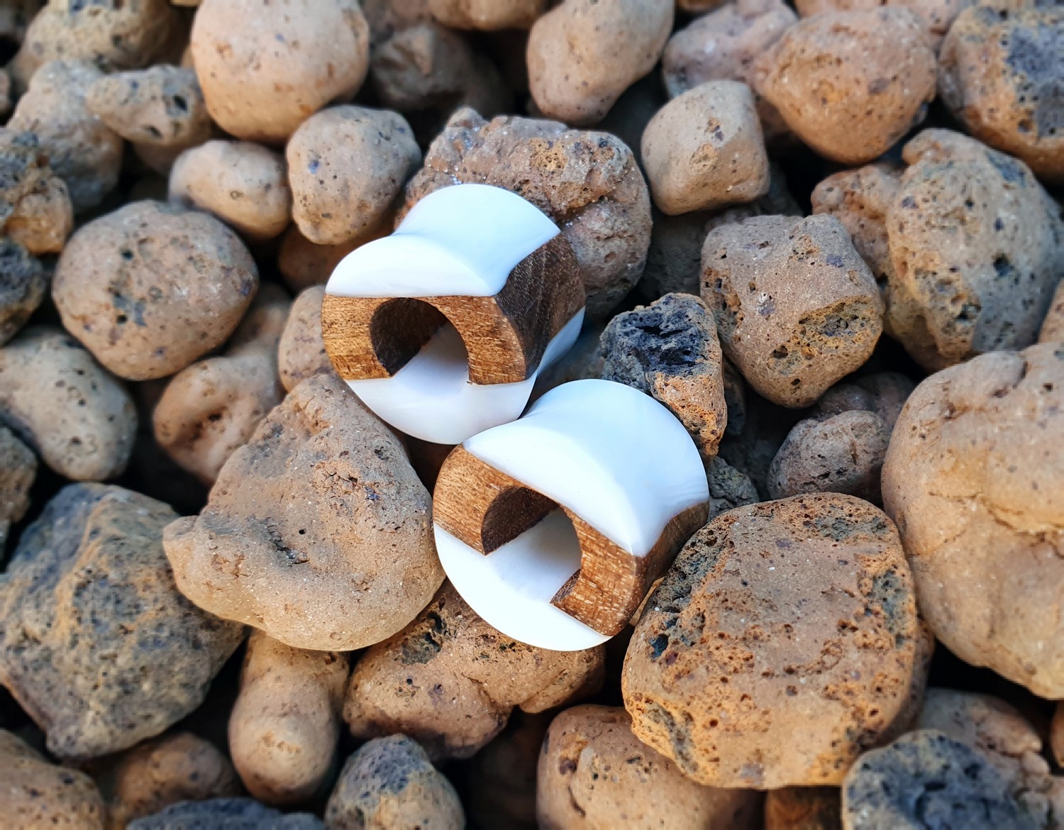 

Серьги плаги WoodWork TUNNEL Round White Wood 22 мм Деревянные