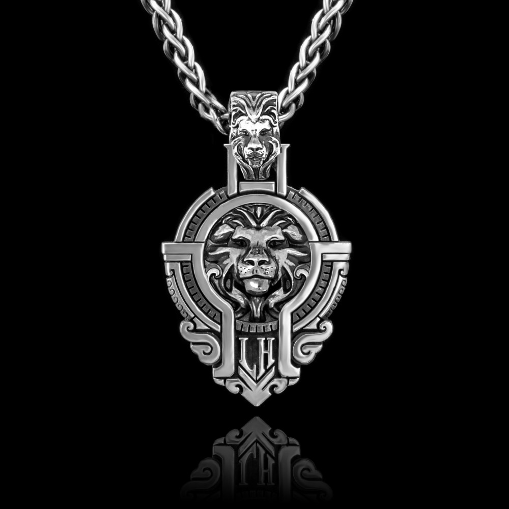

Кулон из серебра Lions Heart с гранатом (Отважный 4)