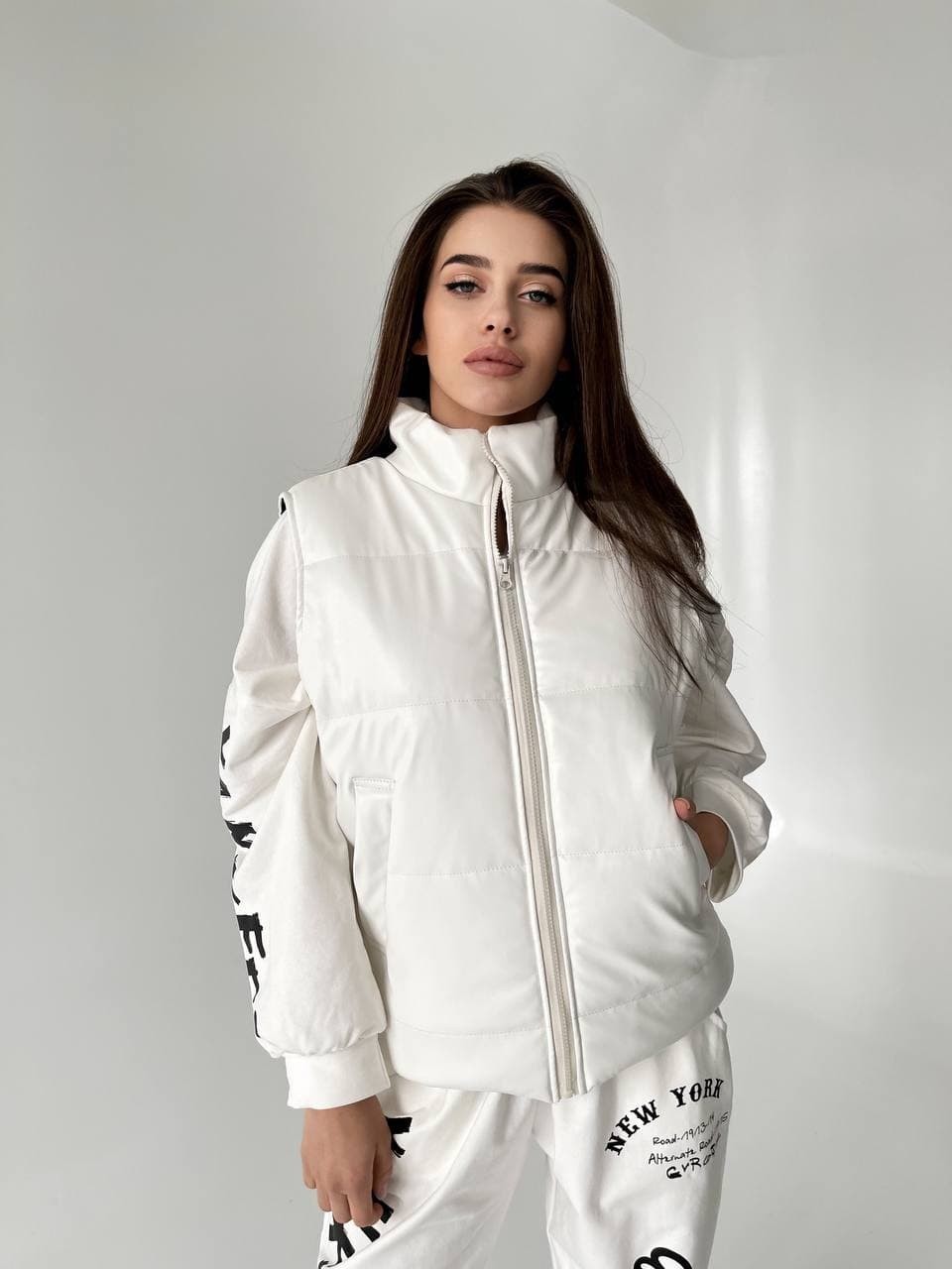 

Жилет женский из эко кожи K&ML 027 XS - S ( 42 - 44 ) Белый ( 027 - 02 )