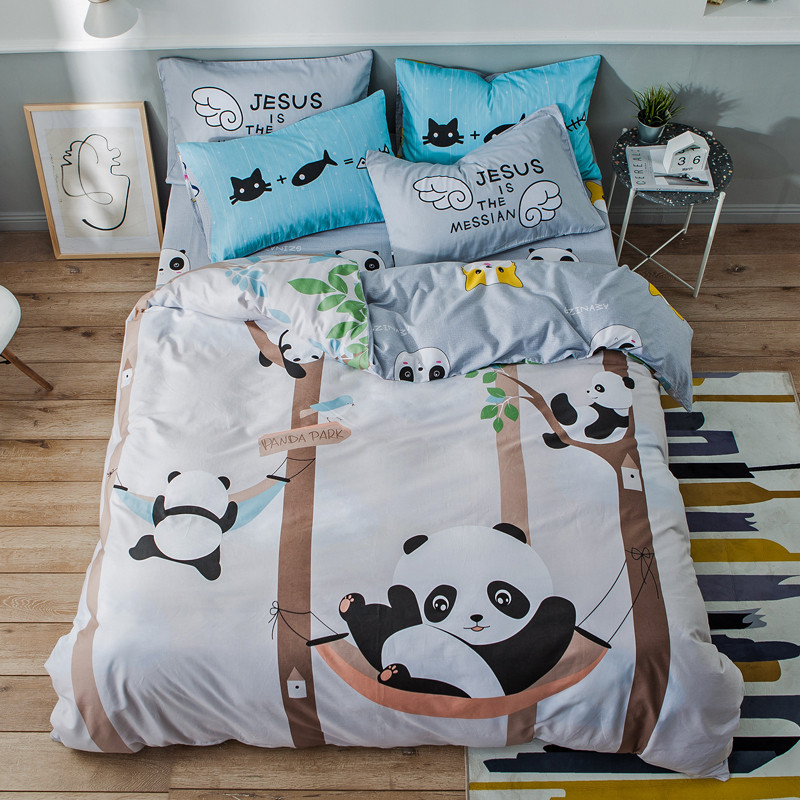 

Комплект постельного белья Panda Park с простынью на резинке (двуспальный-евро) Berni Home Серый