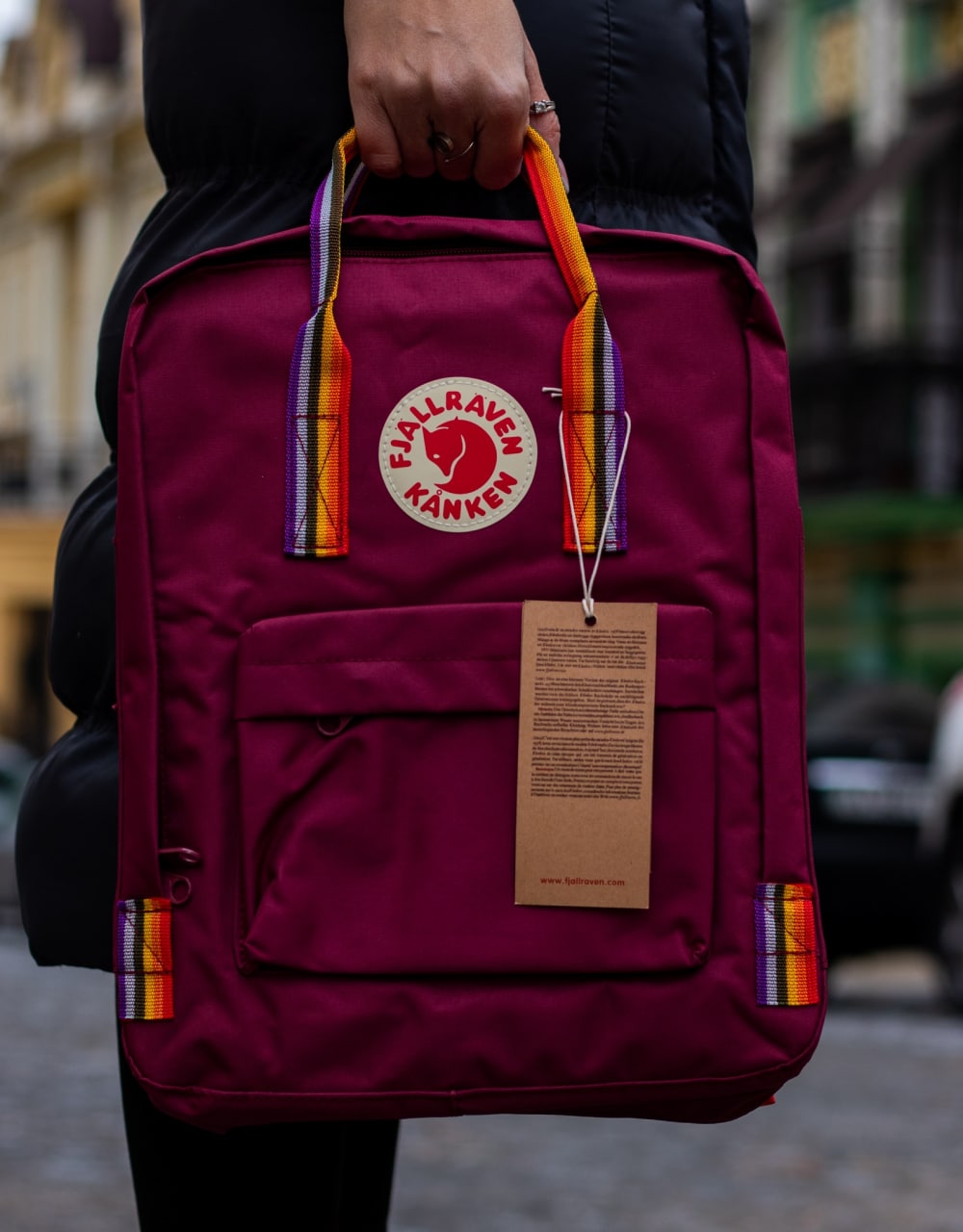 

Рюкзак бордового цвета с разноцветными ручками Fjallraven Kanken Rainbow