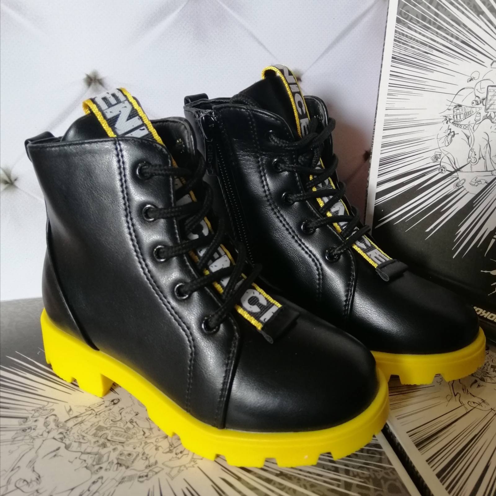 

Ботинки для девочки Clibee 96 А yellow черные р.27-17,5 см