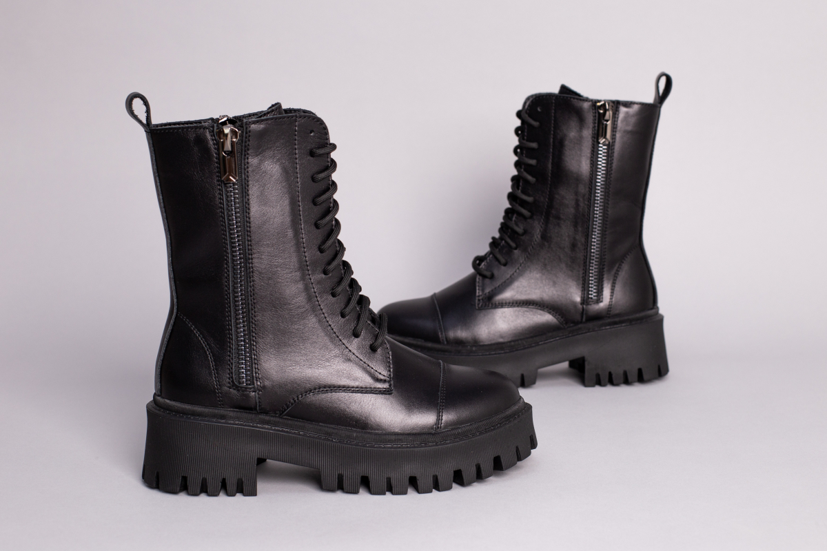 

Черевики жіночі шкіряні демісезонні LuxuryShoes 9411д/37 (24 см) Чорний