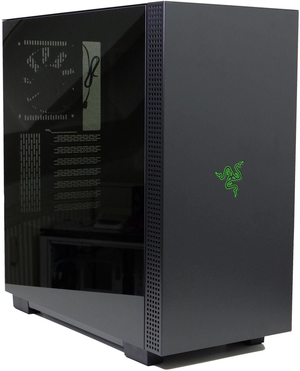 

Корпус Razer Obudowa Tomahawk Atx Argb (RC2101420100R3M1)