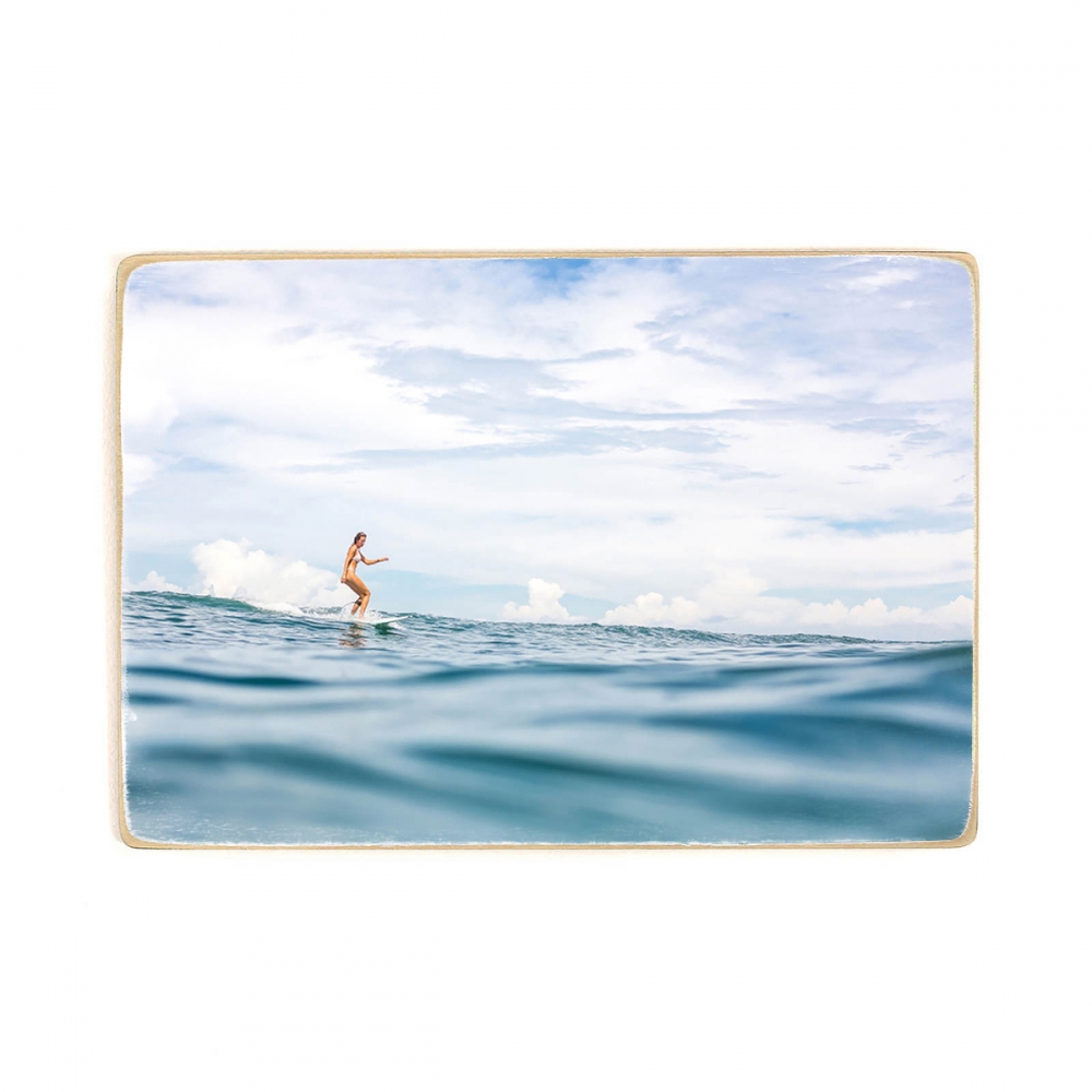 

Деревянный постер Природа Beautiful Young Surfer Woman А1