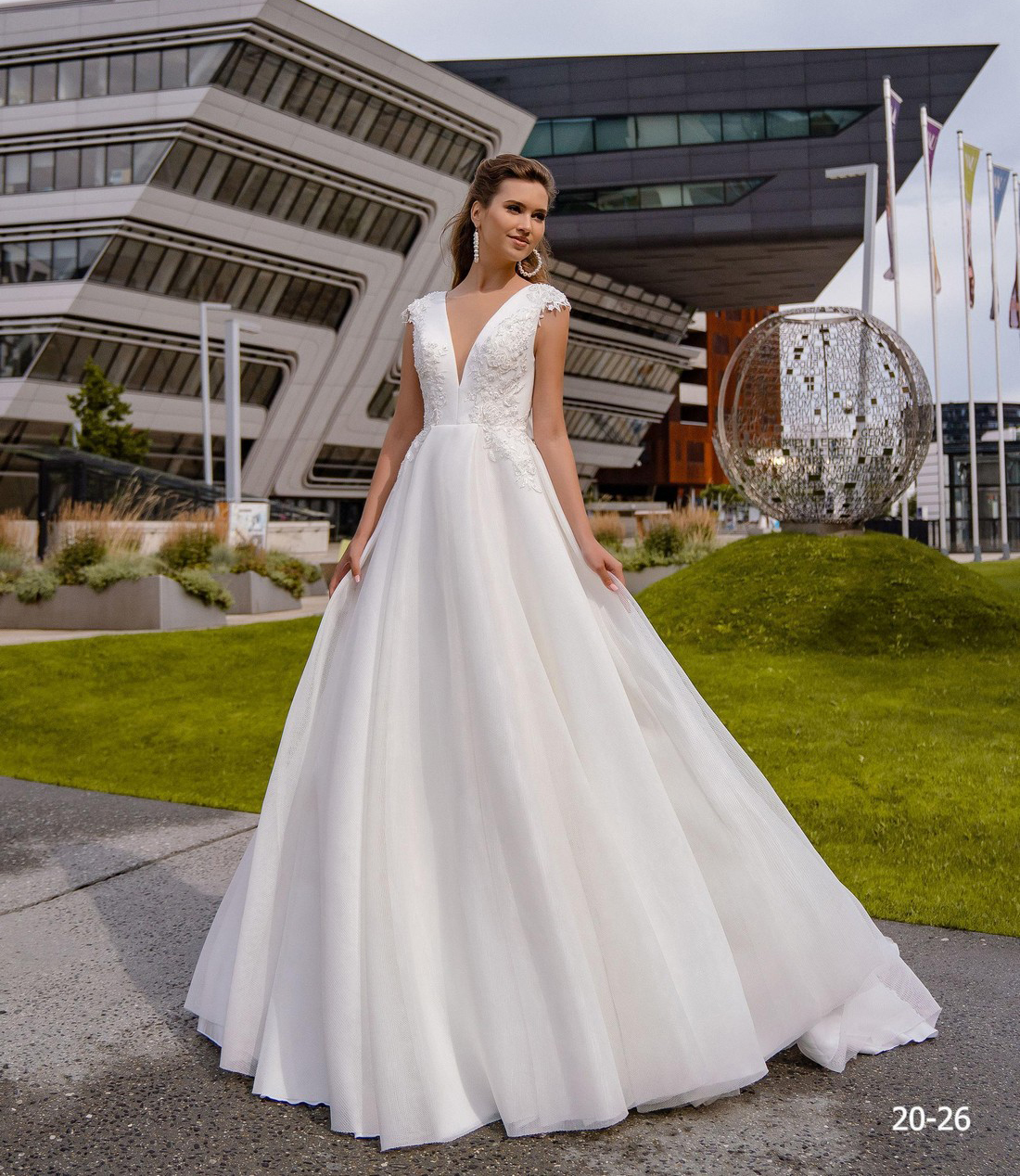 

Свадебное платье Ema Bride 20-26 38 Айвори