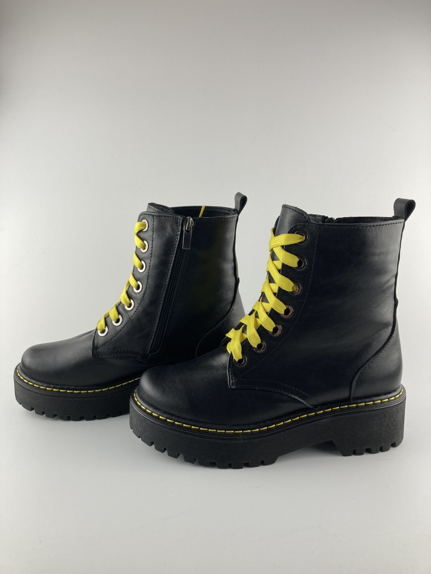 

Ботинки DJUS SHOES 40 (26 см.) 17.02.110 Черные