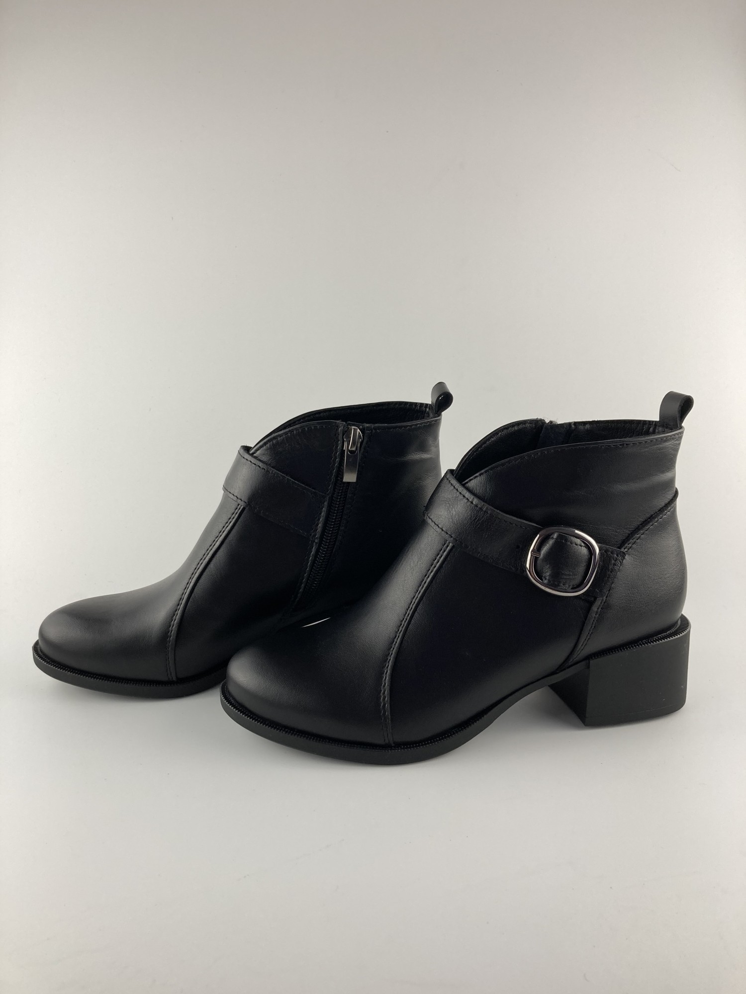 

Ботинки DJUS SHOES 39 (26 см.) 17.02.112 Черные