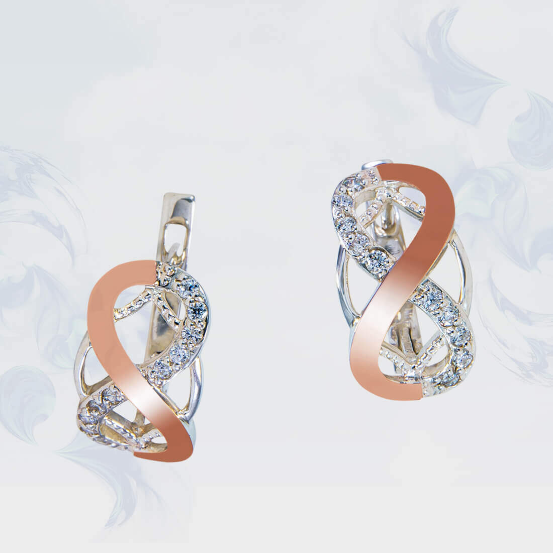 

Серьги из серебра с золотыми вставками SilverUA модель 155