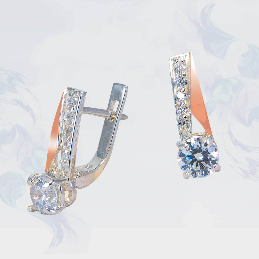 

Серьги из серебра с золотыми вставками SilverUA модель 176