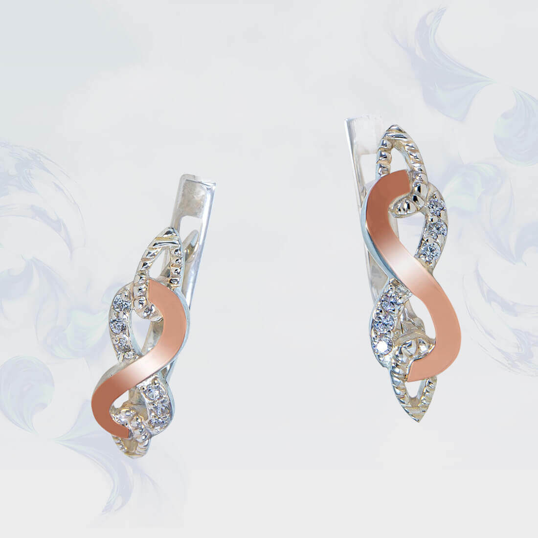 

Серьги из серебра с золотыми вставками SilverUA модель 170
