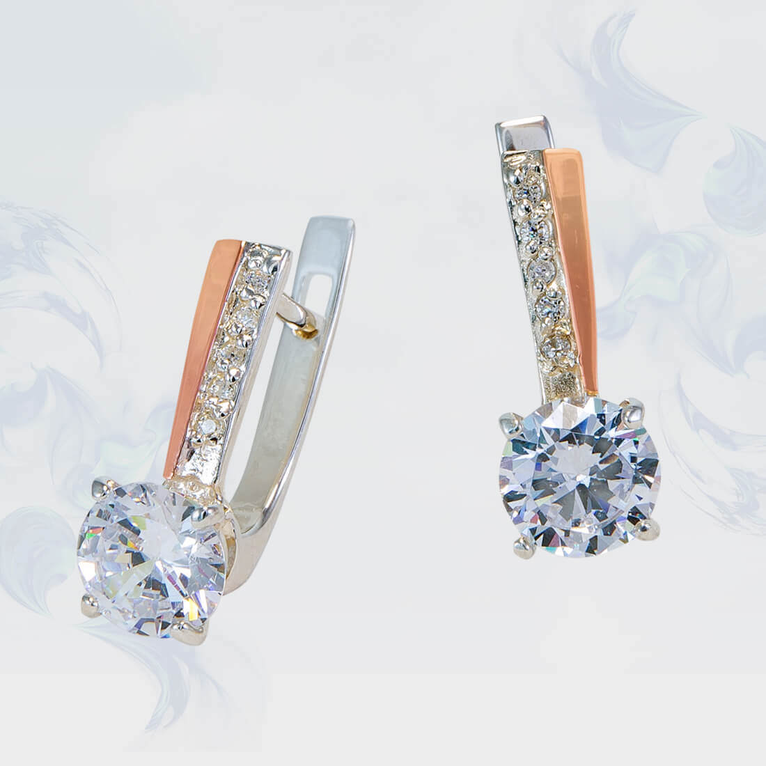 

Серьги из серебра с золотыми вставками SilverUA модель 174