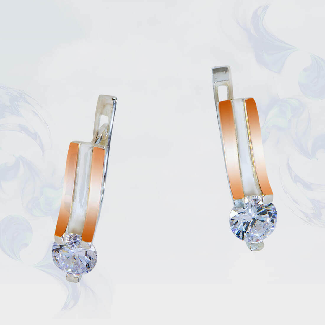 

Серьги из серебра с золотыми вставками SilverUA модель 171