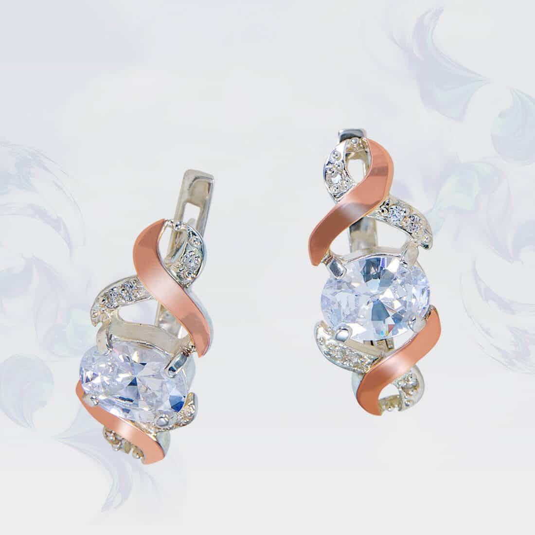 

Серьги из серебра с золотыми вставками SilverUA модель 136/2