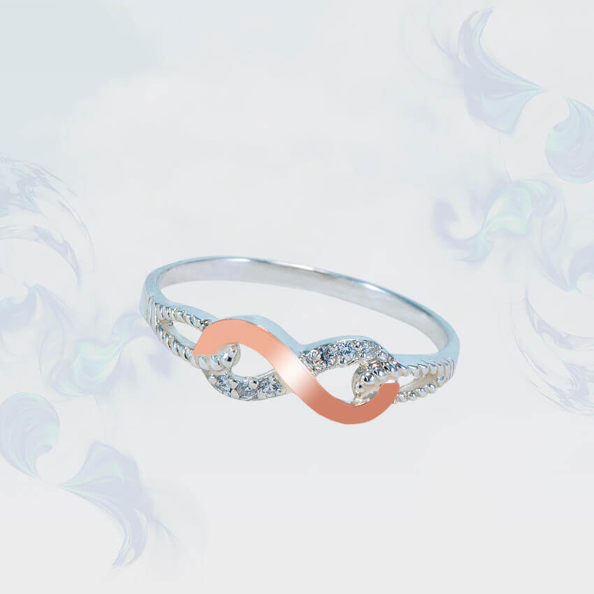 

Кольцо из серебра с золотыми вставками SilverUA модель 170 (размер 19,5)