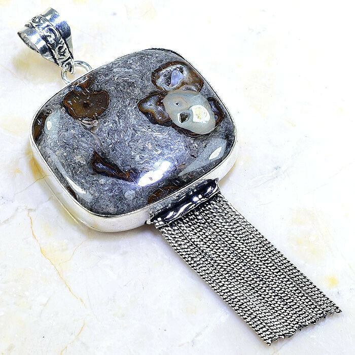 

Подвеска с камнем агат турителла X80393