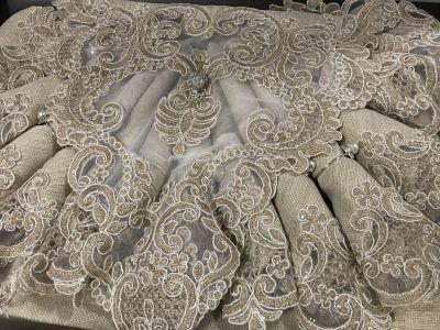 

Скатерть с салфетками и кольцами Gelin home duygu bej