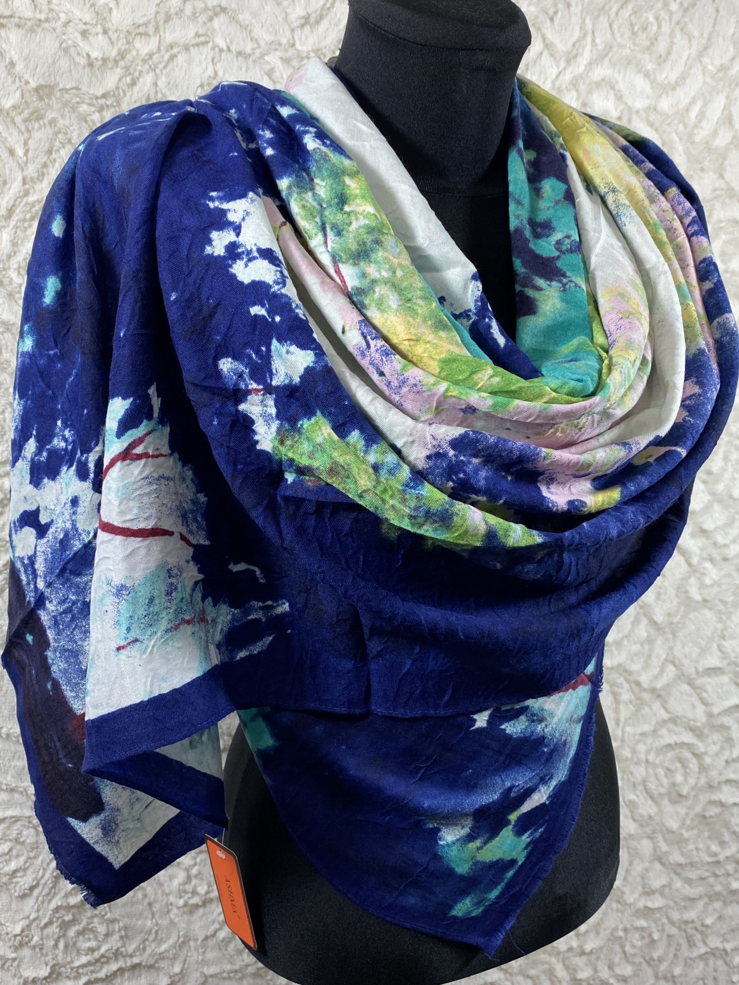 

Палантин ASHMA 180*70 см женский стильный на шею из жатой ткани