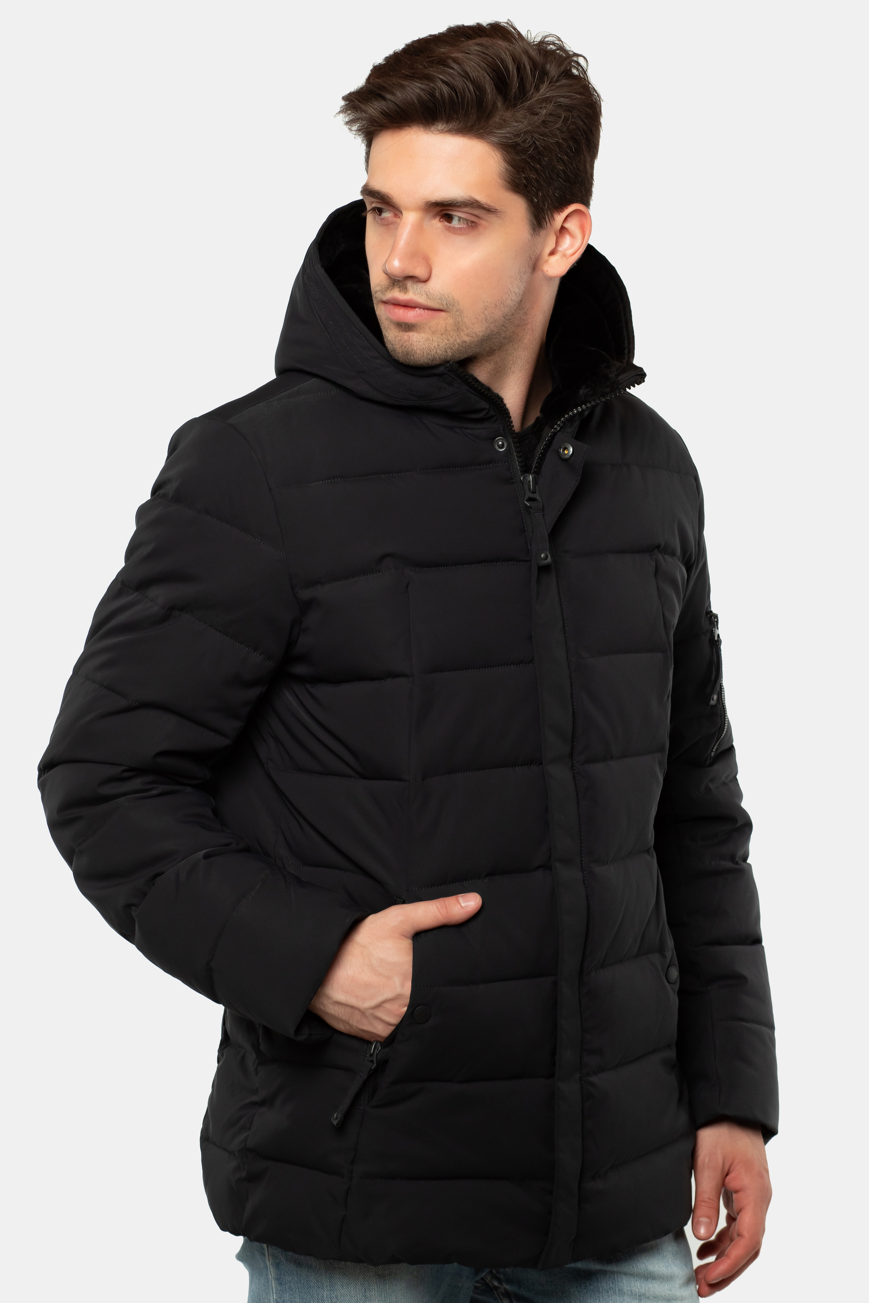 

Мужская куртка 1215С-AV XXL Черный