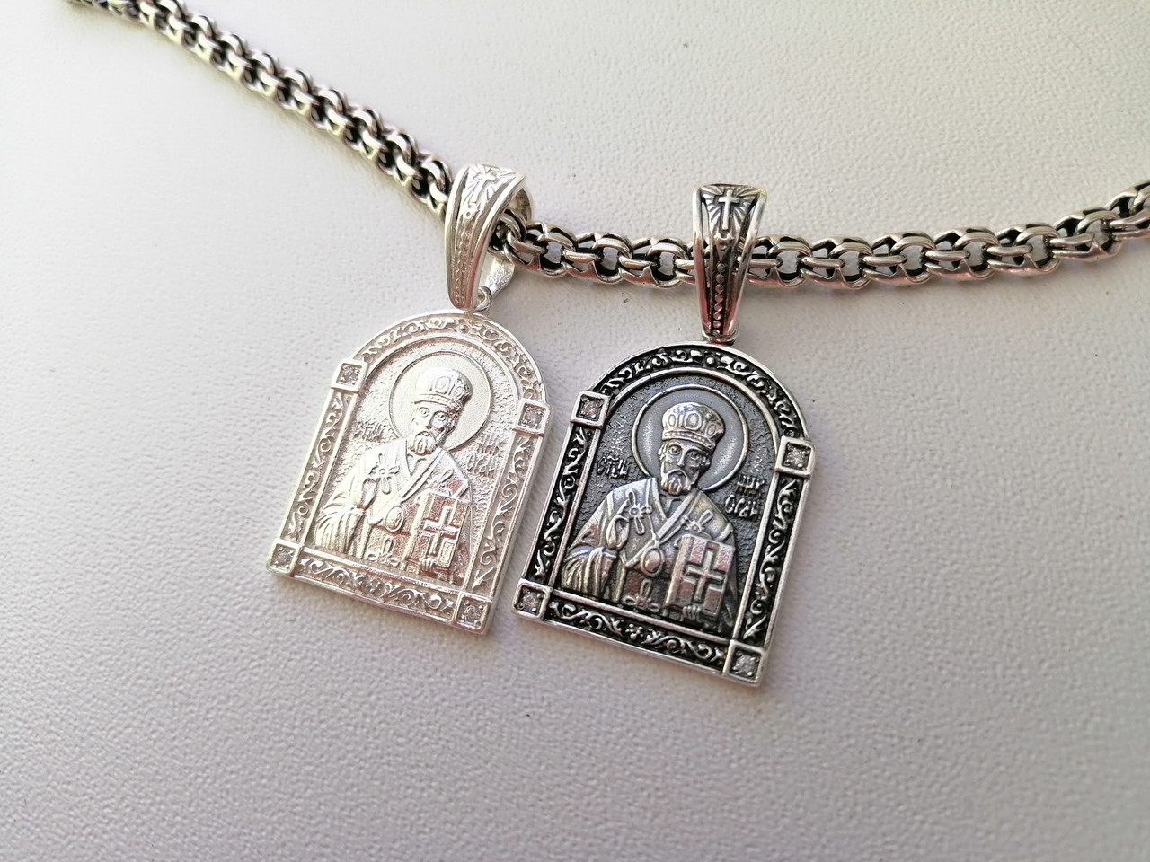 

Серебряная ладанка 620