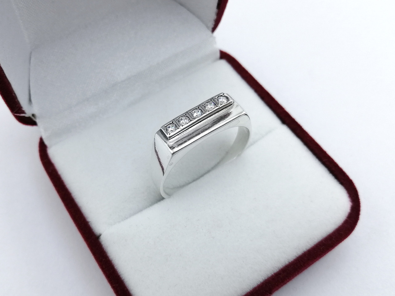 

Серебряное кольцо 3025