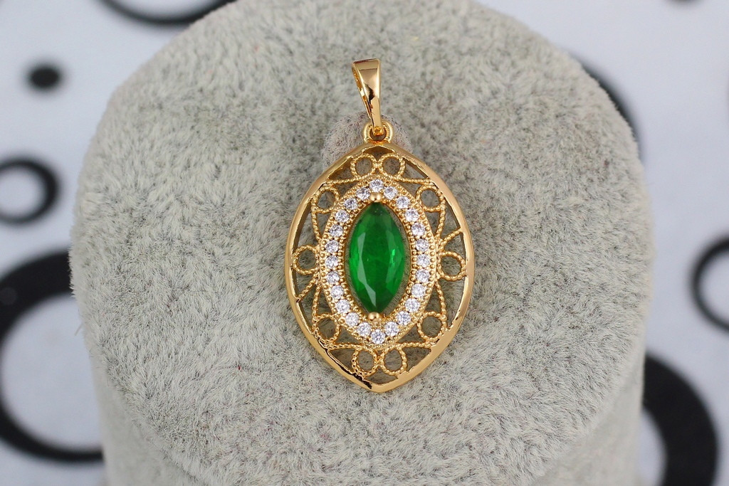 

Кулон Xuping Jewelry с зеленым камнем 2.5 см золотистый