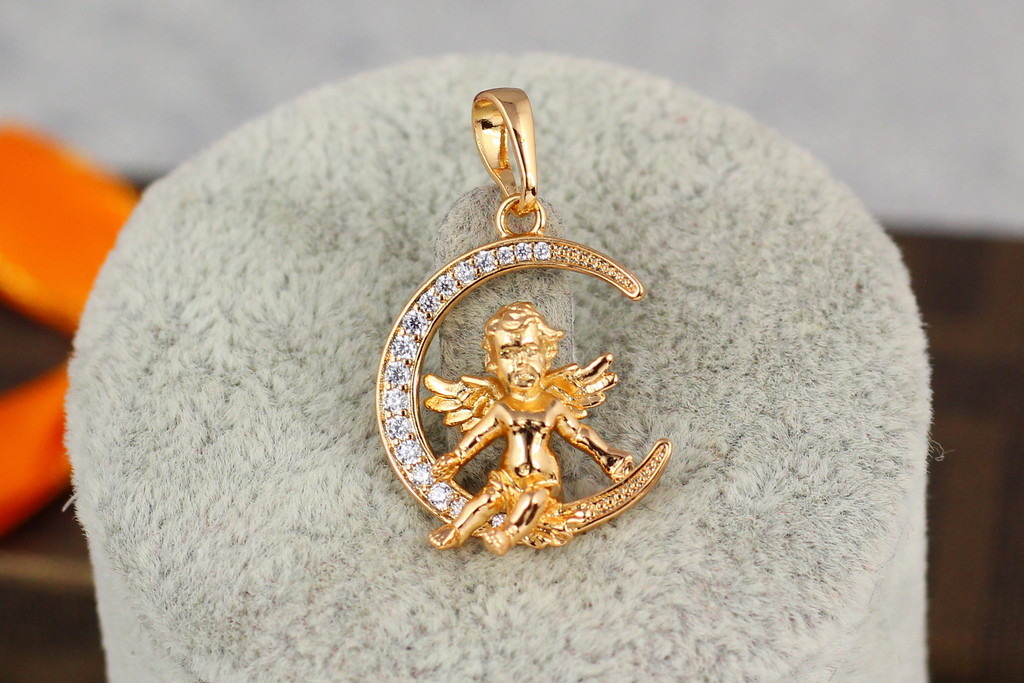 

Кулон Xuping Jewelry ангел на месяце 2,2 см золотистый