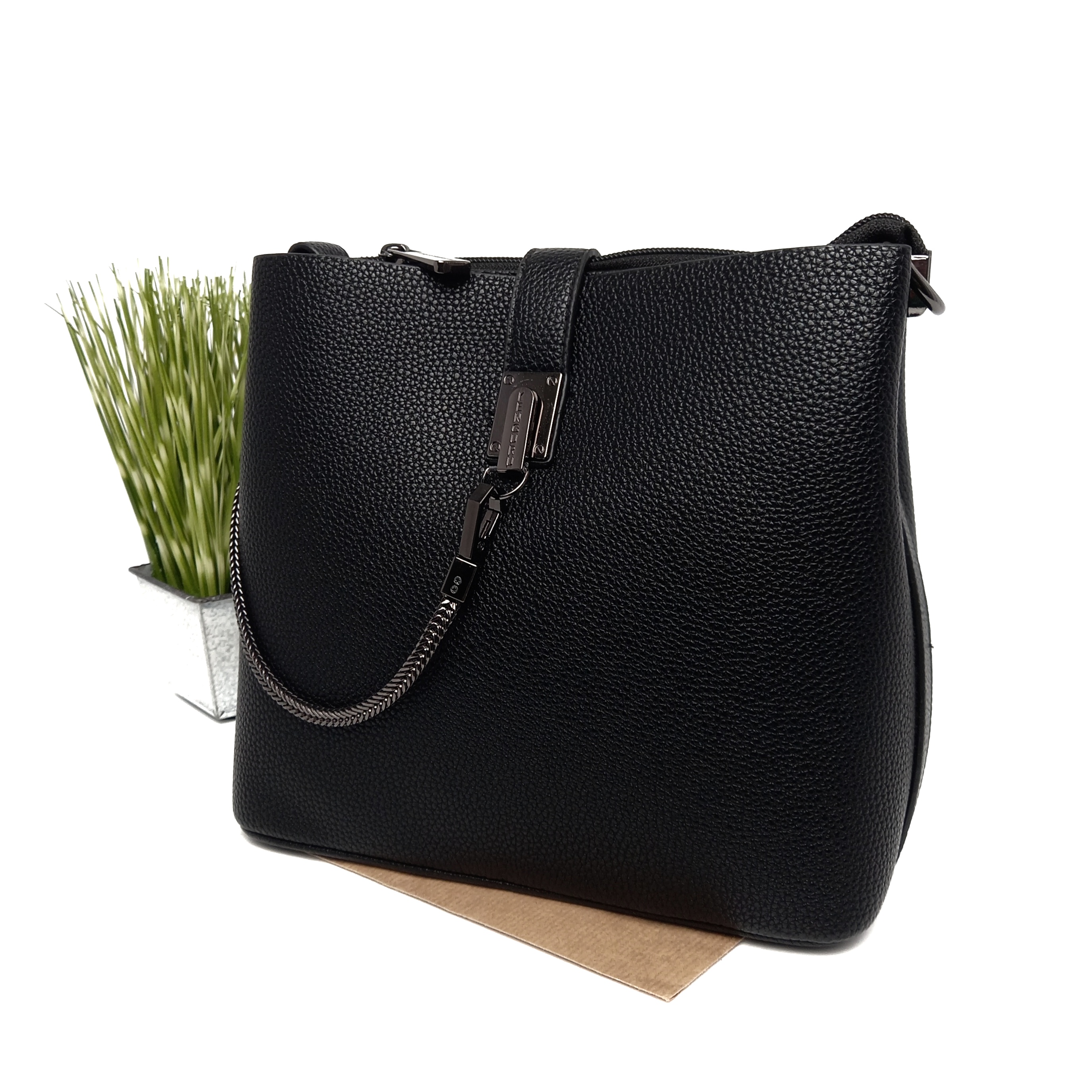 

Модная женская сумка EteralSmile черная HB662 black