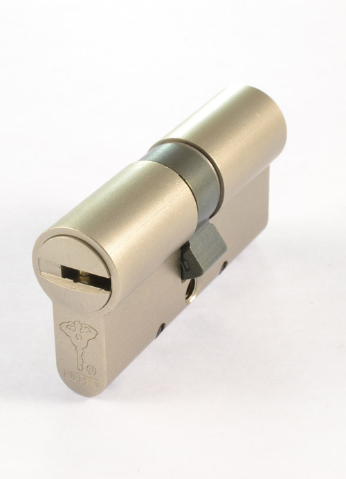 

Цилиндр MUL-T-LOCK MT5+ 70(35х35)T Кл-пов Лат