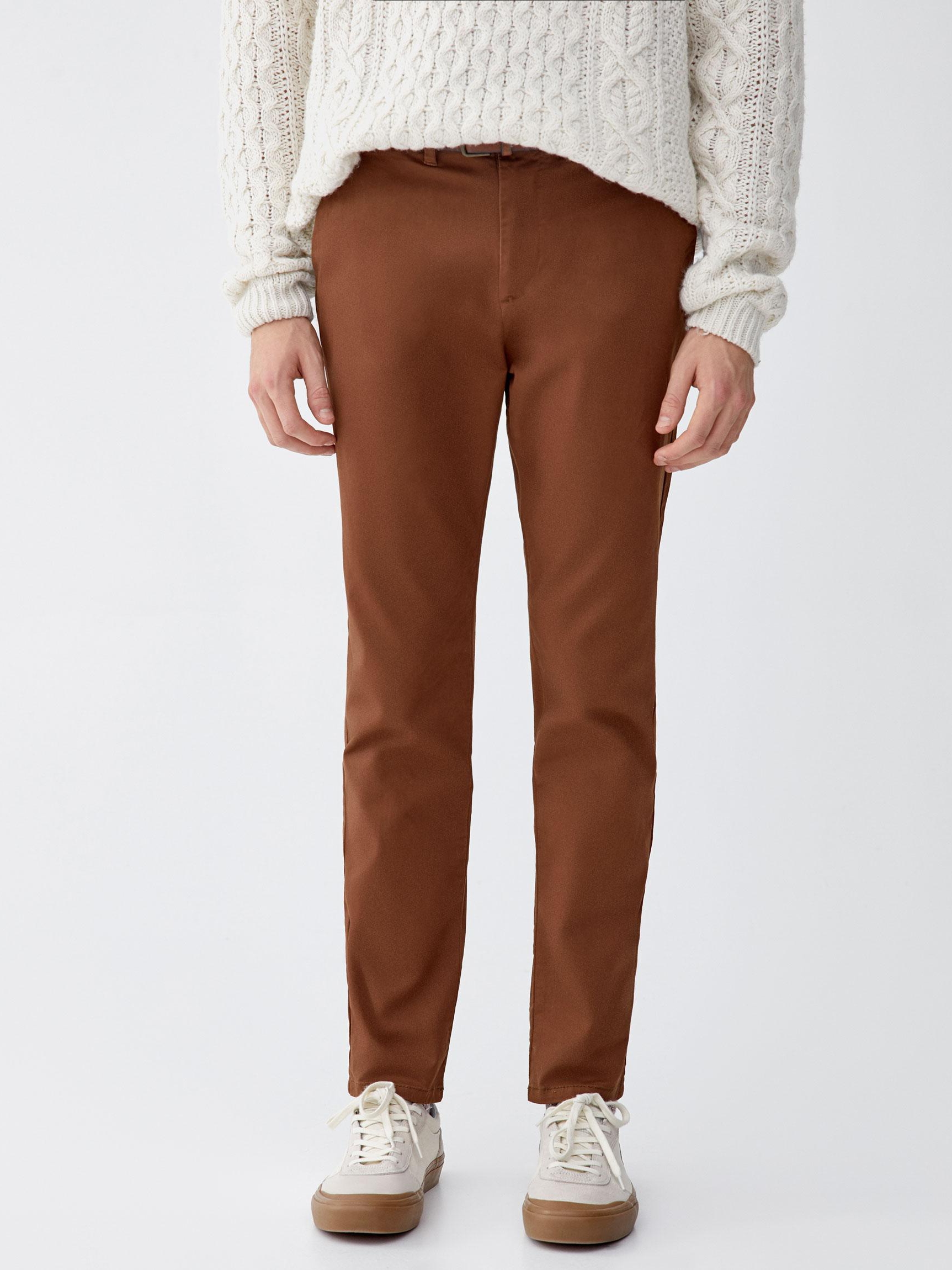 

Брюки Pull & Bear XAZ240366DUUF  Темно коричневые, Брюки Pull & Bear XAZ240366DUUF 40 Темно коричневые