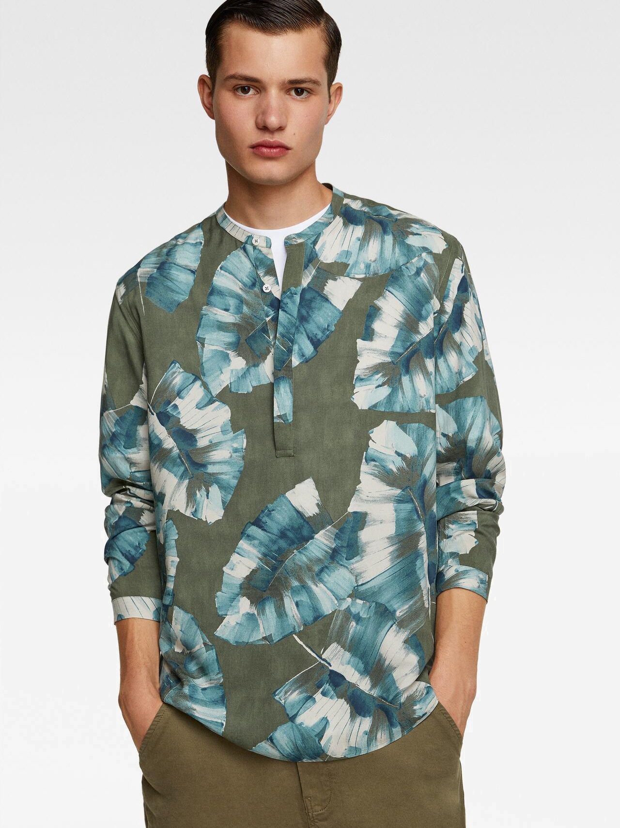 

Рубашка Zara XAZ244792VTAB L Болотная в цветные узоры