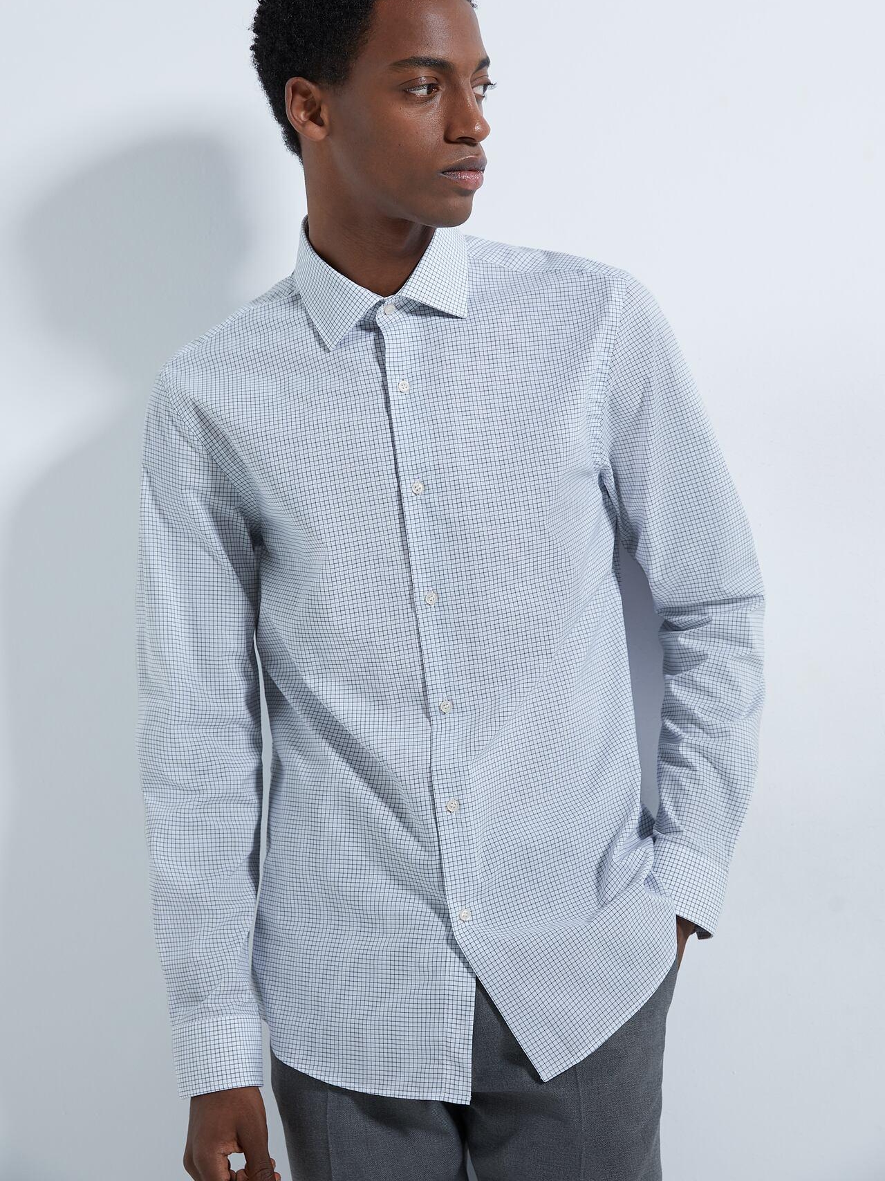 

Рубашка Zara XAZ245116HNWW M Белая-синяя
