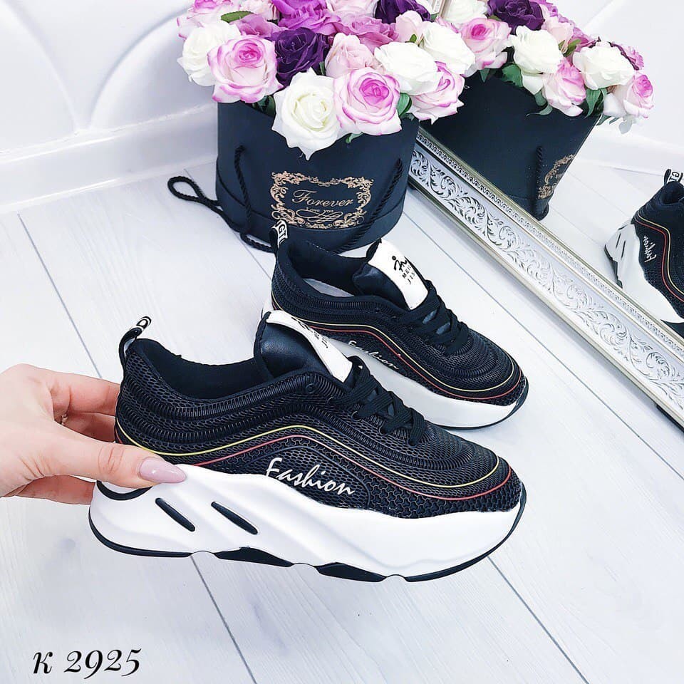 

Кроссовки Женские Fashion 38 (2925) 23.7 см Черные