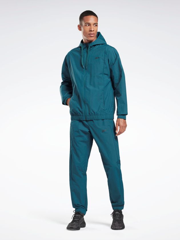 

Спортивный костюм Reebok Ts Tracksuit GS6586  Midpin, Спортивный костюм Reebok Ts Tracksuit GS6586 50 Midpin