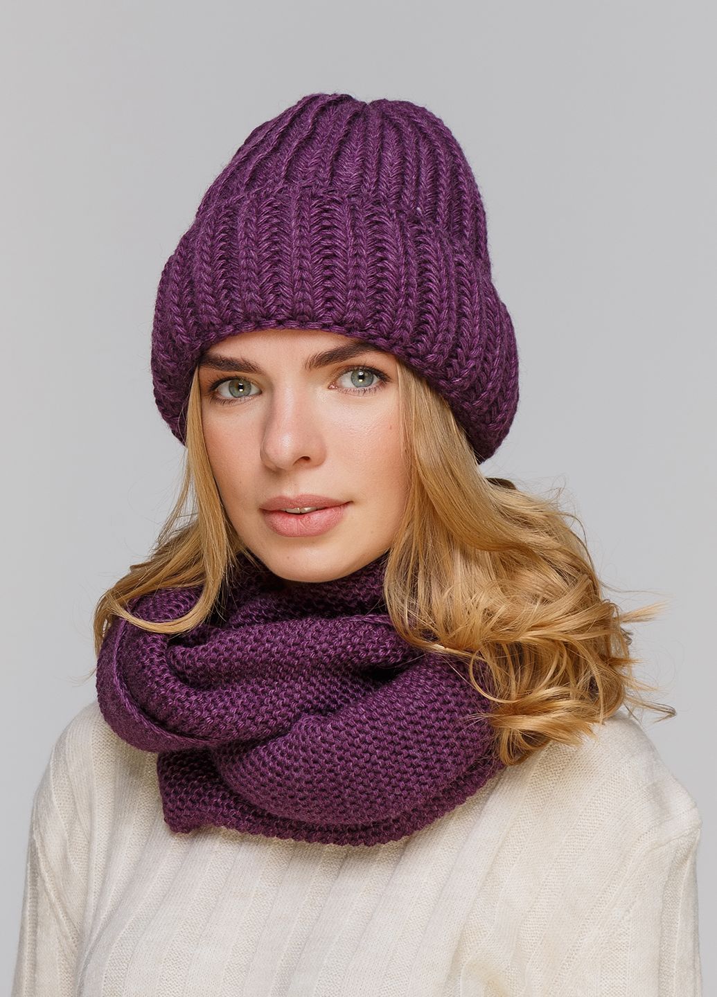 

Комплект (шапка, шарф-снуд) DeMari 56-60 см 660004