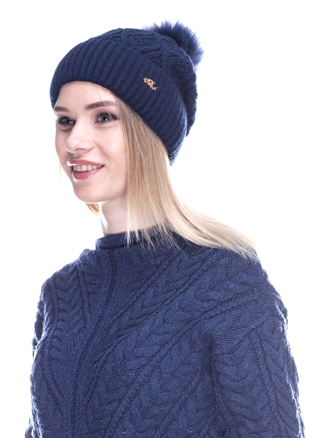 

Шапка Merlini 56-60 см 550561