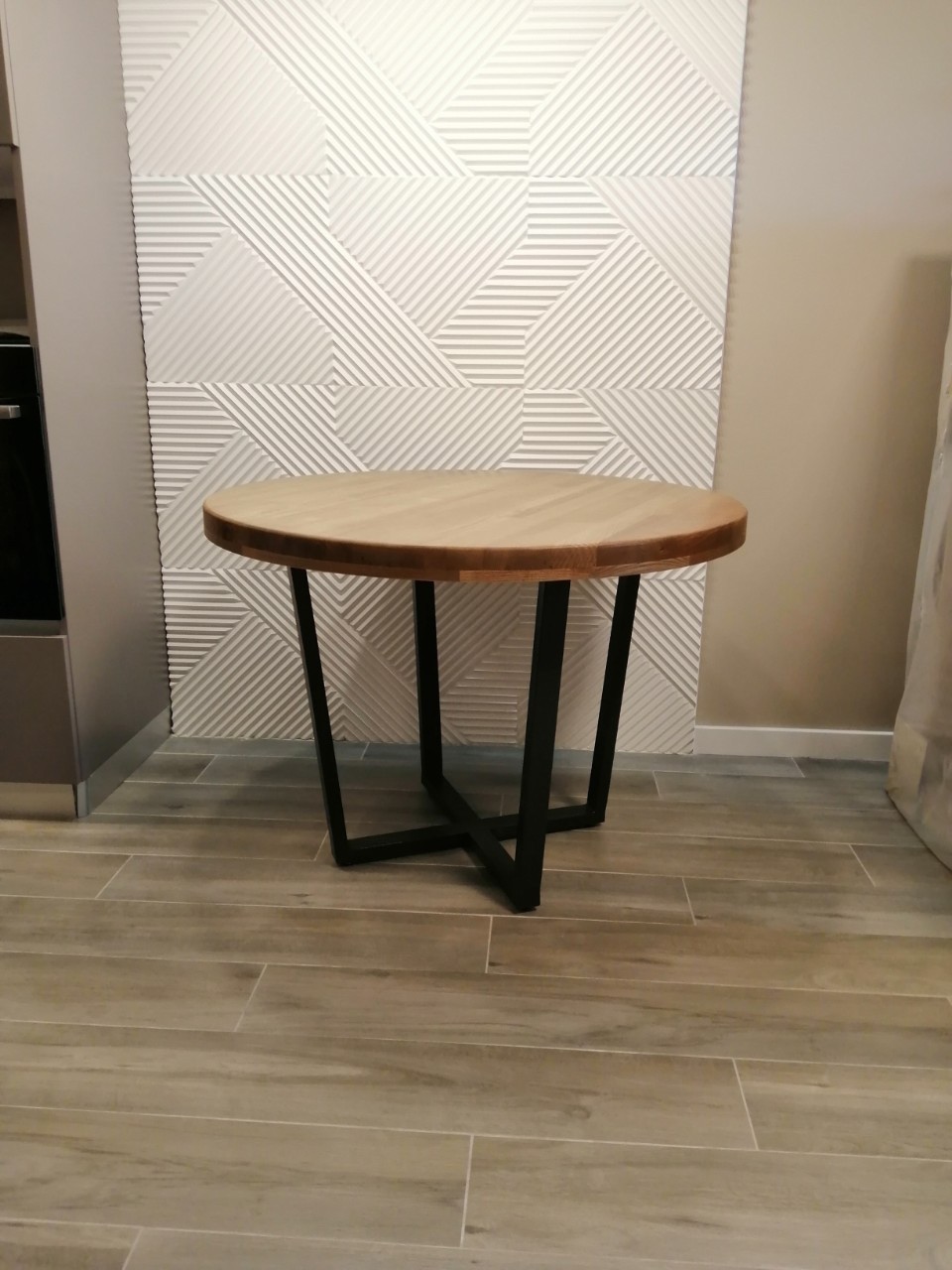 

Круглая столешница WoodGood Ронд 1200 мм ясень SLT.S 3209