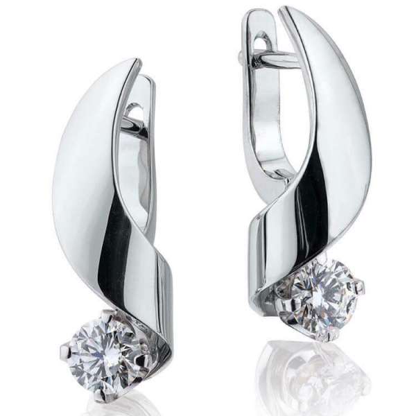 

Золотые серьги с бриллиантами W 1029
