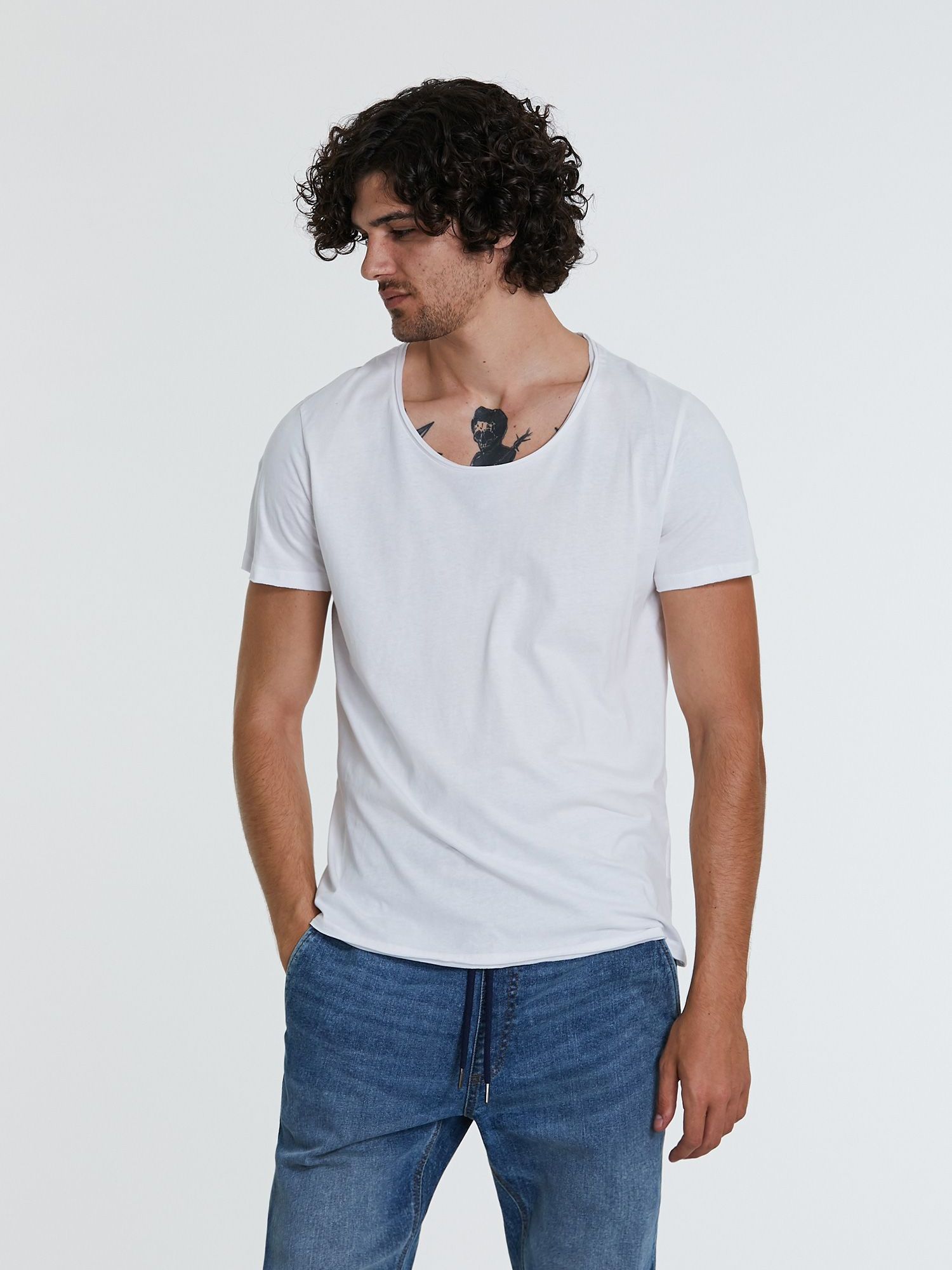 

Футболка Piazza Italia 64922-13  White, Футболка Piazza Italia 64922-13 L White